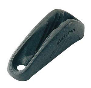 Ronstan V kilitler. Teflon ve karbon fiber malzemeden mamul, düşük profilli, hafif ve sağlam v kilitlerdir.